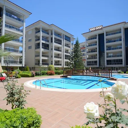 Luxury Four Seasons Kestel 1+1 * ألانيا
